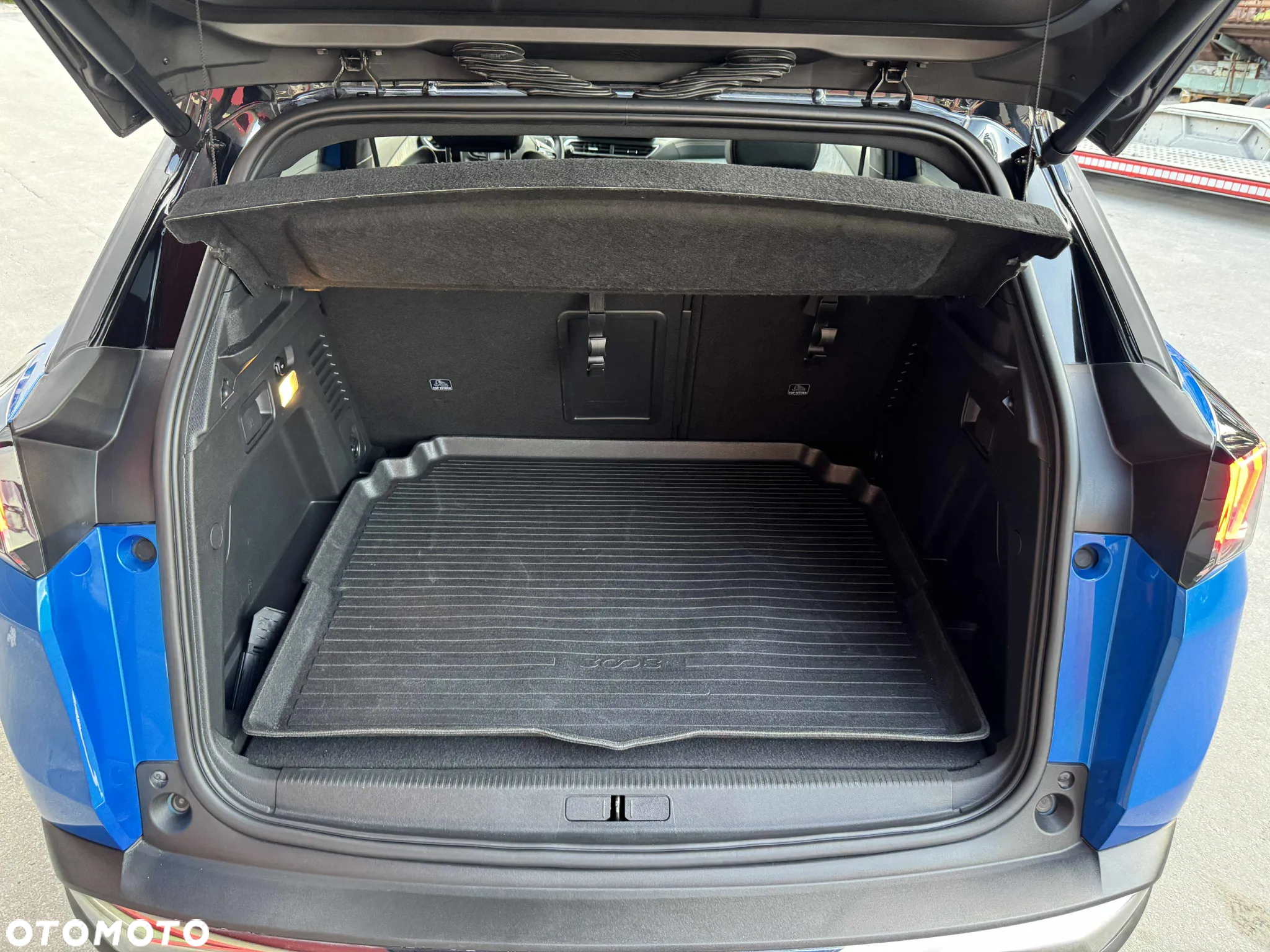 Peugeot 3008 1.6 PureTech GT Pack S&S EAT8 - 21