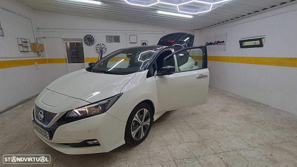 Nissan Leaf N-Connecta - 11
