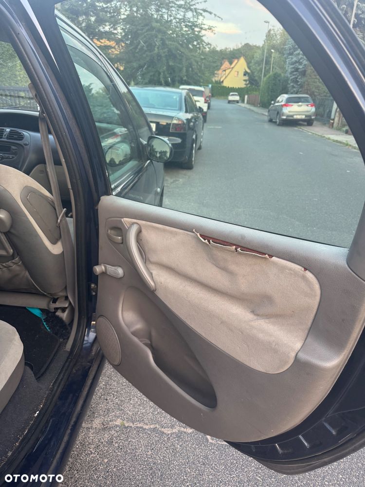 Citroën Xsara Picasso 2.0 HDI SX - 14