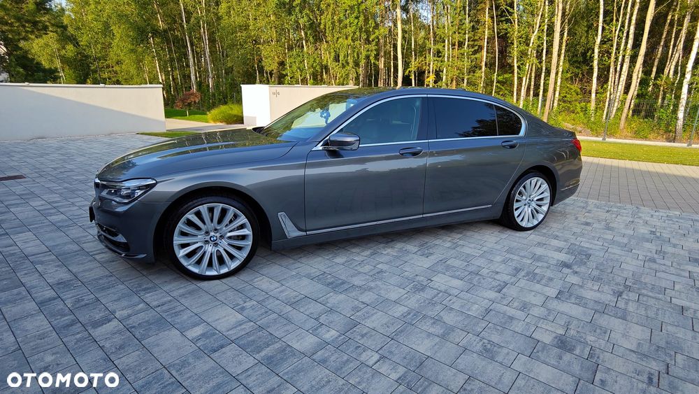 BMW Seria 7 750Li Edition Exclusive - 21