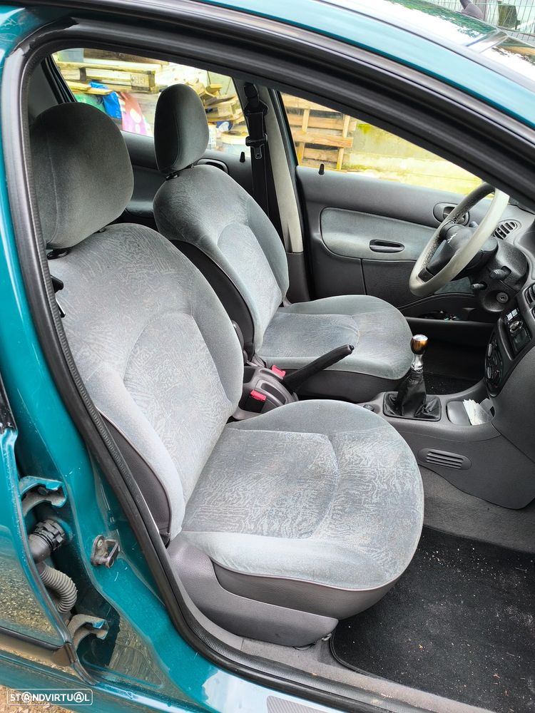 Peugeot 206 - 5