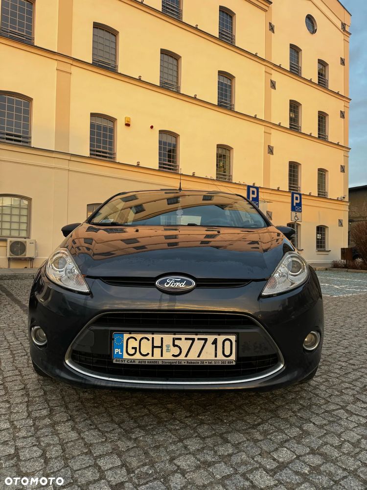 Ford Fiesta - 2