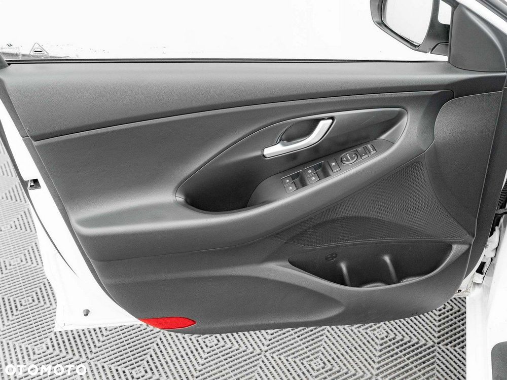 Hyundai i30 1.0 T-GDI Modern - 10