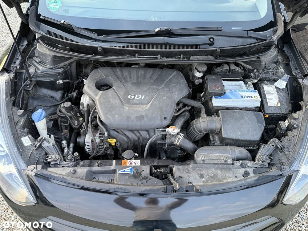 Hyundai i30 Kombi 1.6 GDi DCT Style - 38