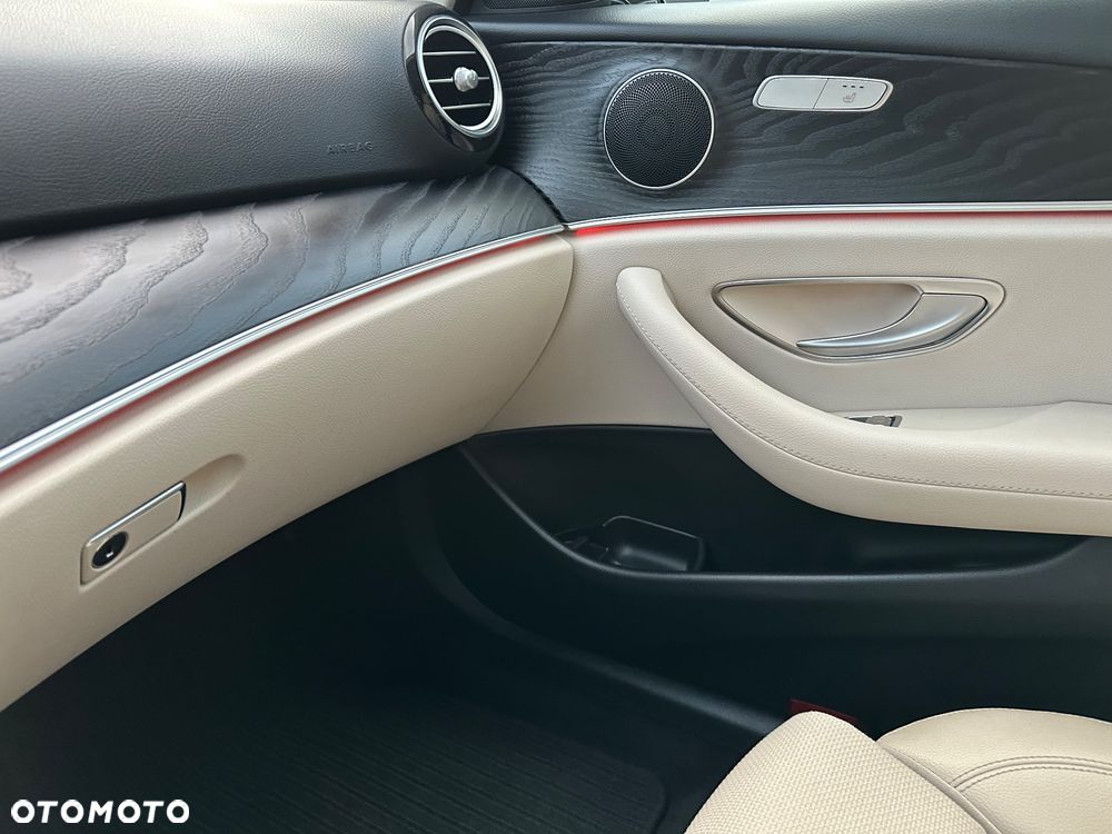 Mercedes-Benz Klasa E - 3