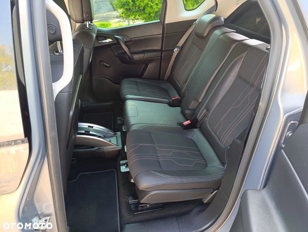 Opel Meriva - 9