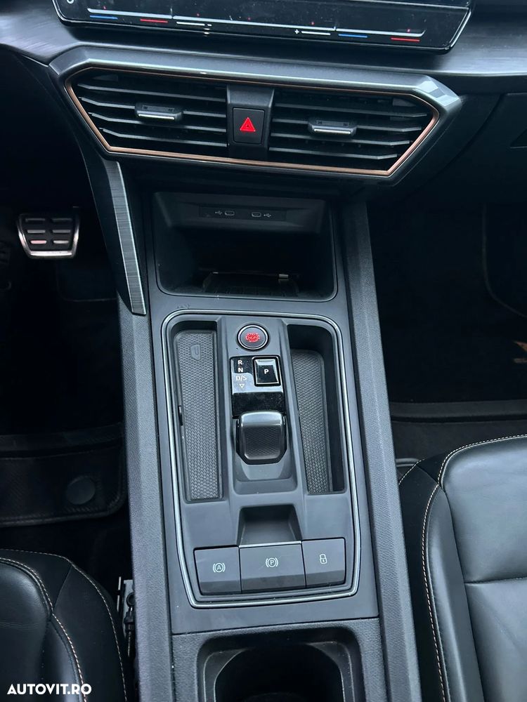 Cupra Formentor VZ 1.4 e-Hybrid DSG Priority - 18