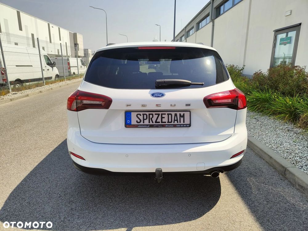 Ford Focus 1.5 EcoBlue STart-Stopp-System TITANIUM - 5