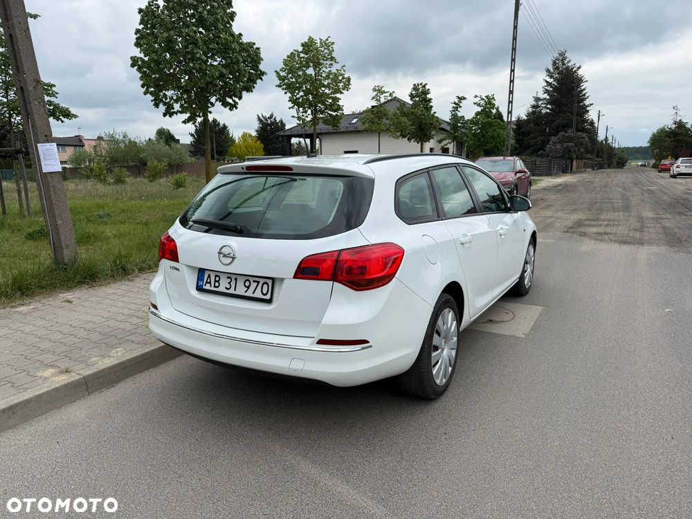Opel Astra 1.6 Enjoy - 2