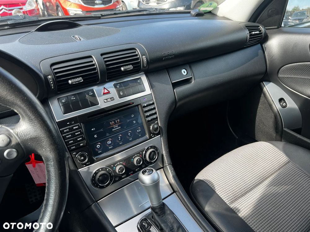 Mercedes-Benz Klasa C 220 CDI Automatik Avantgarde Sport Edition - 8