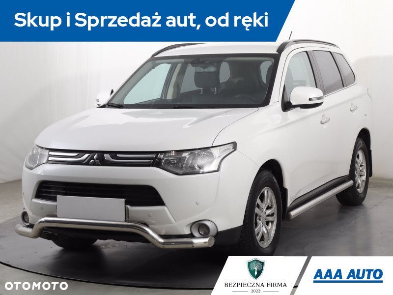 Mitsubishi Outlander - 3