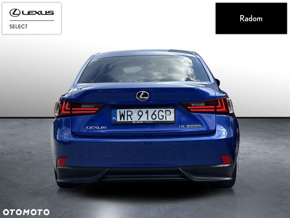 Lexus IS - 7
