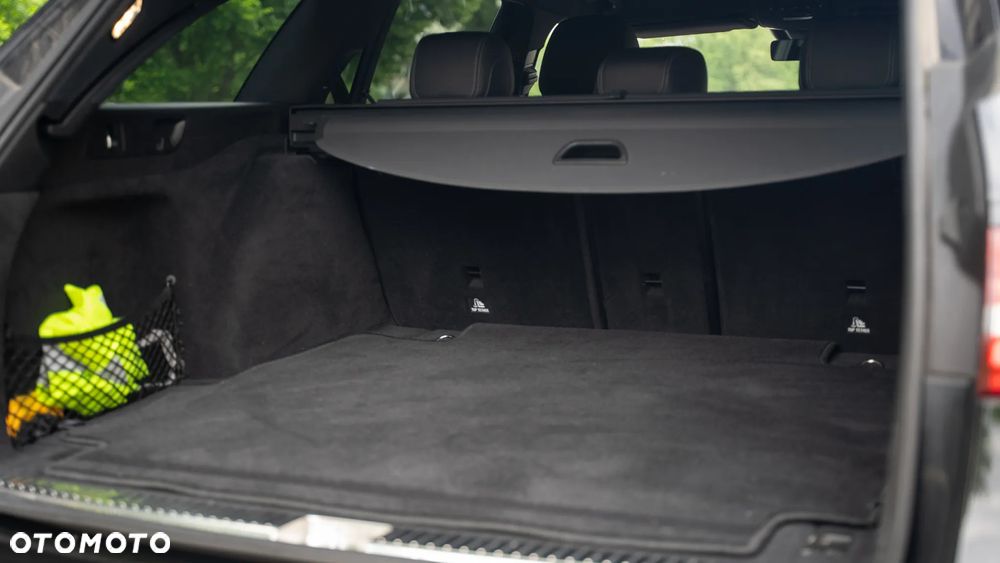 Mercedes-Benz Klasa E 300 9G-TRONIC AMG Line - 24
