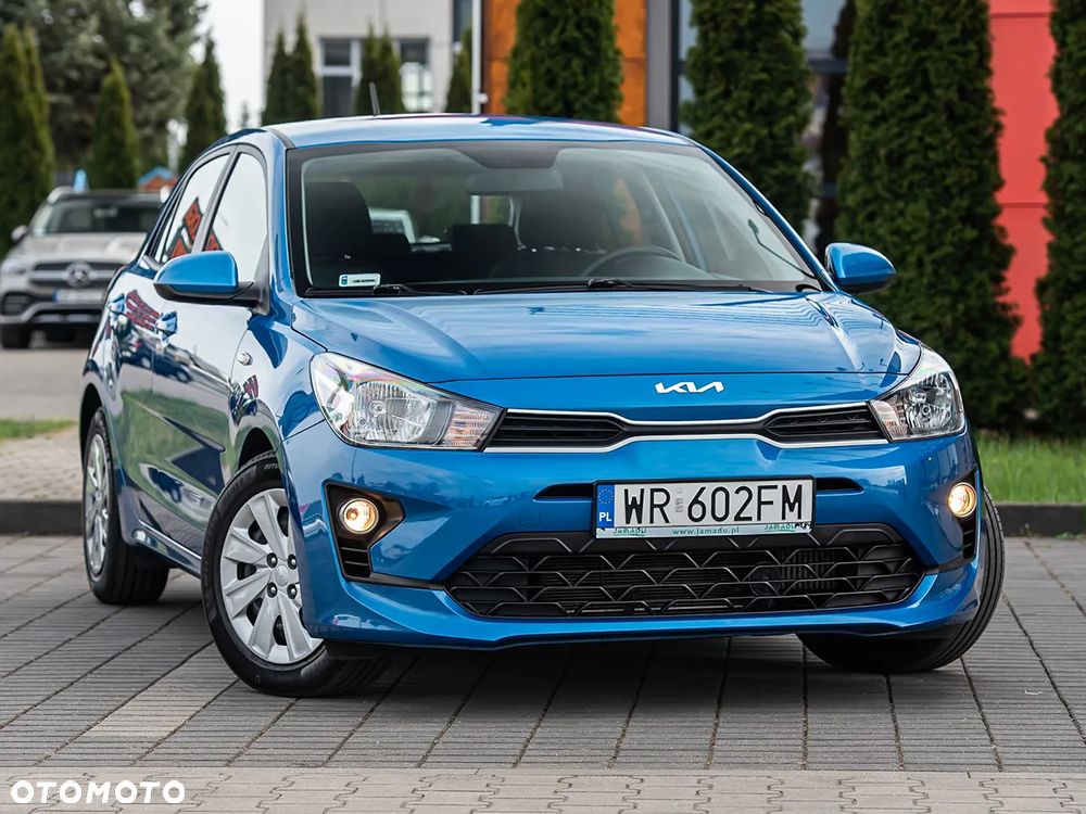 Kia Rio - 5