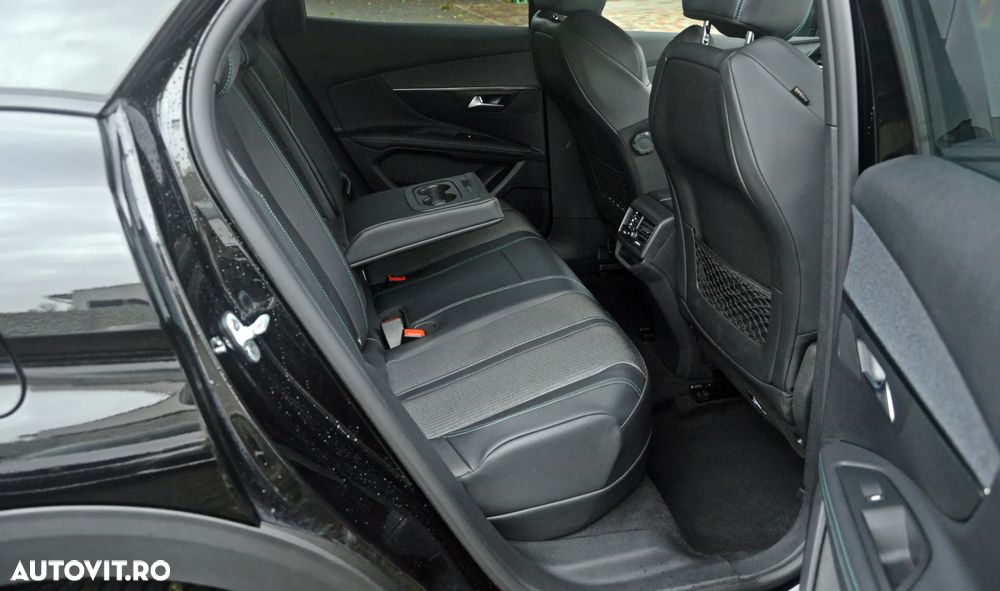 Peugeot 3008 Hybrid 225 e-EAT8 Allure - 7