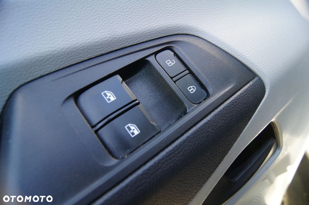 Maxus Deliver 9 - 16