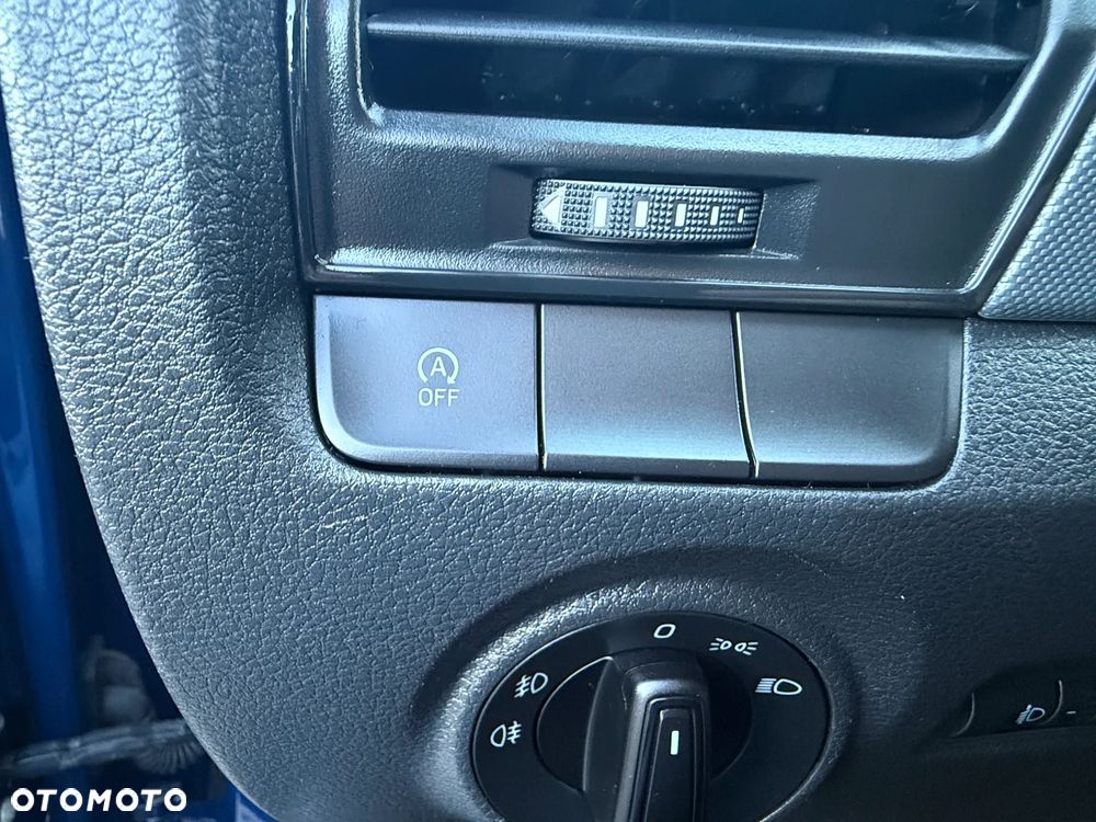 Skoda Fabia 1.0 MPI Clever - 26