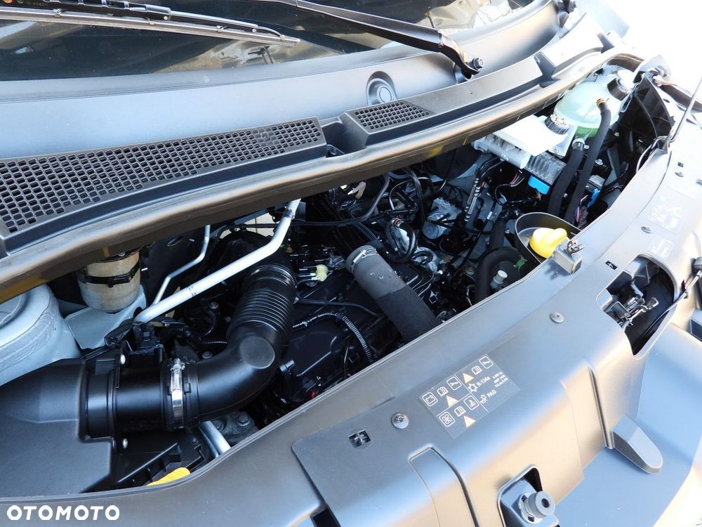 Renault MASTER PLANDEKA WINDA 9 PALET WEBASTO TEMPOMAT LEDY PNEUMATYKA KLIMATYZACJA  165KM - 27