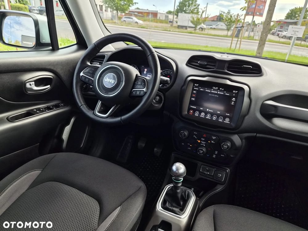 Jeep Renegade - 26