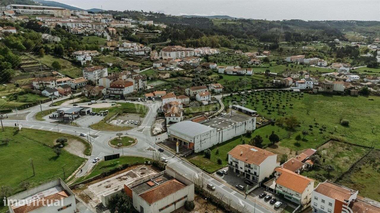 Terreno Urbano / Seia, Seia, São Romão e Lapa dos Dinheiros - Grande imagem: 3/9
