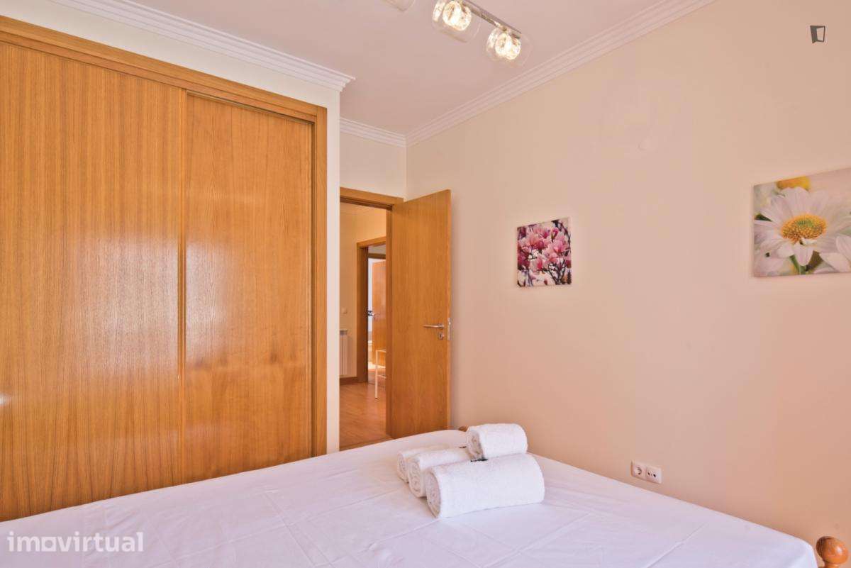 Apartamento com 4 quartos - localizado em Setubal - Grande imagem: 3/58