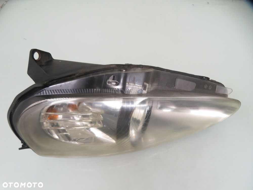 LAMPA LEWA PRZEDNIA FIAT GRANDE PUNTO 89101387 - 7