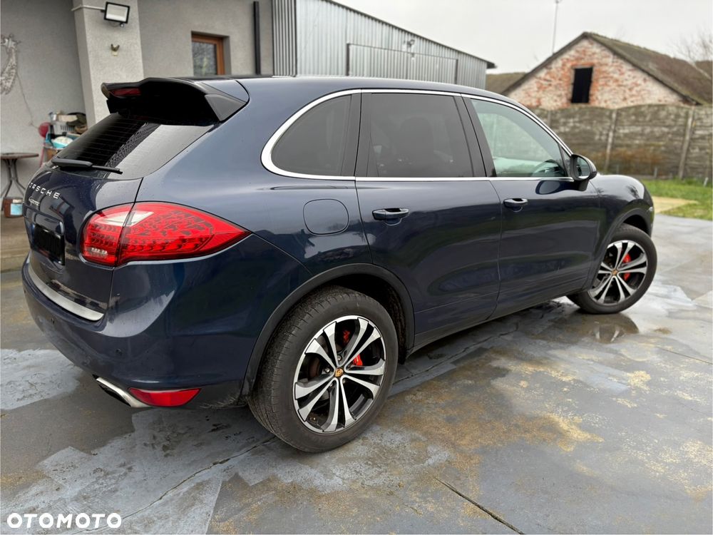 Porsche Cayenne Platinum Edition - 6