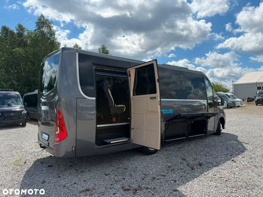 Mercedes-Benz Sprinter 519 - 4