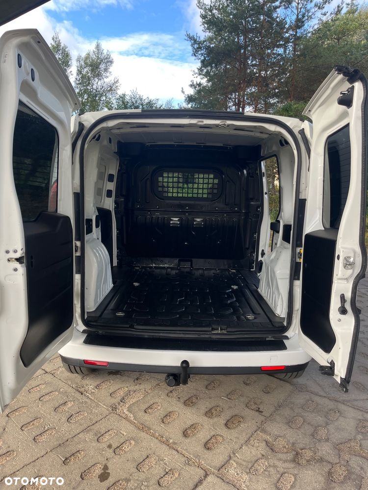 Fiat Doblo - 17