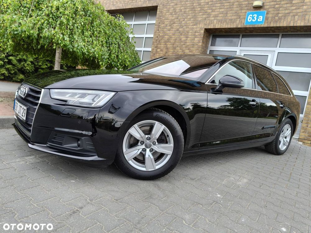 Audi A4 Avant 2.0 TDI DPF clean diesel Ambiente - 10