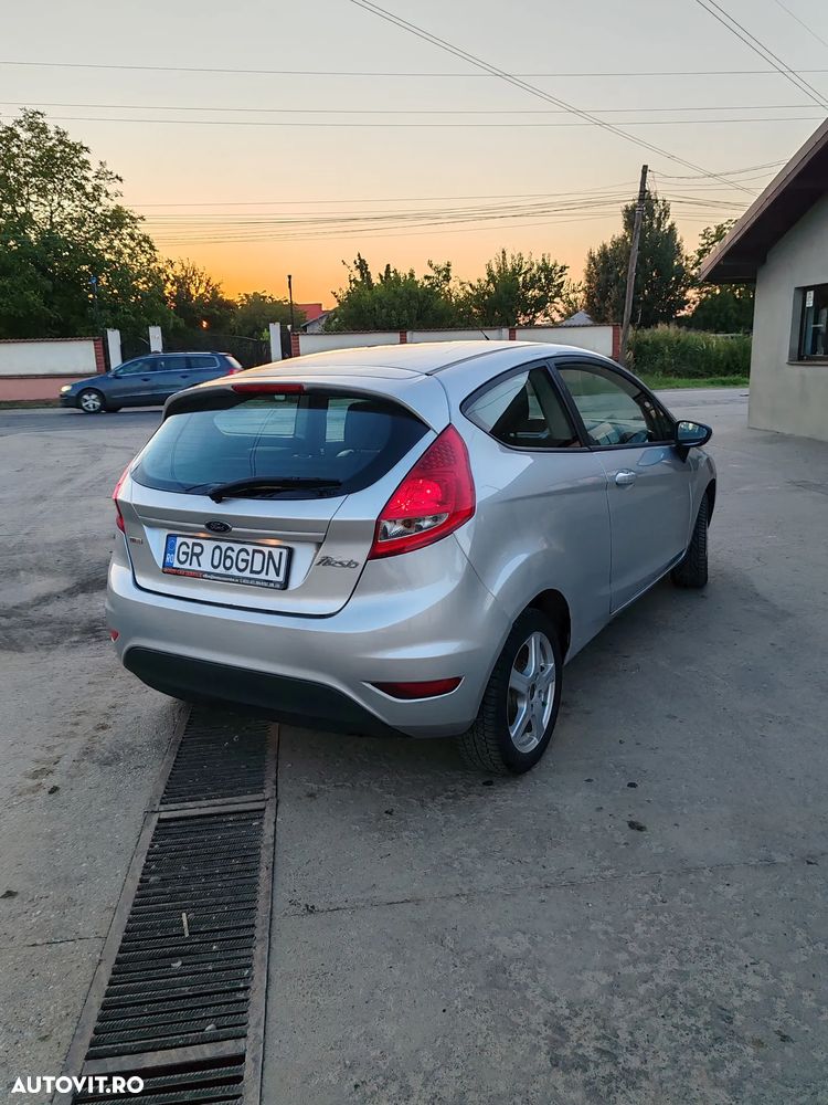 Ford Fiesta 1.6 TDCI Trend - 8