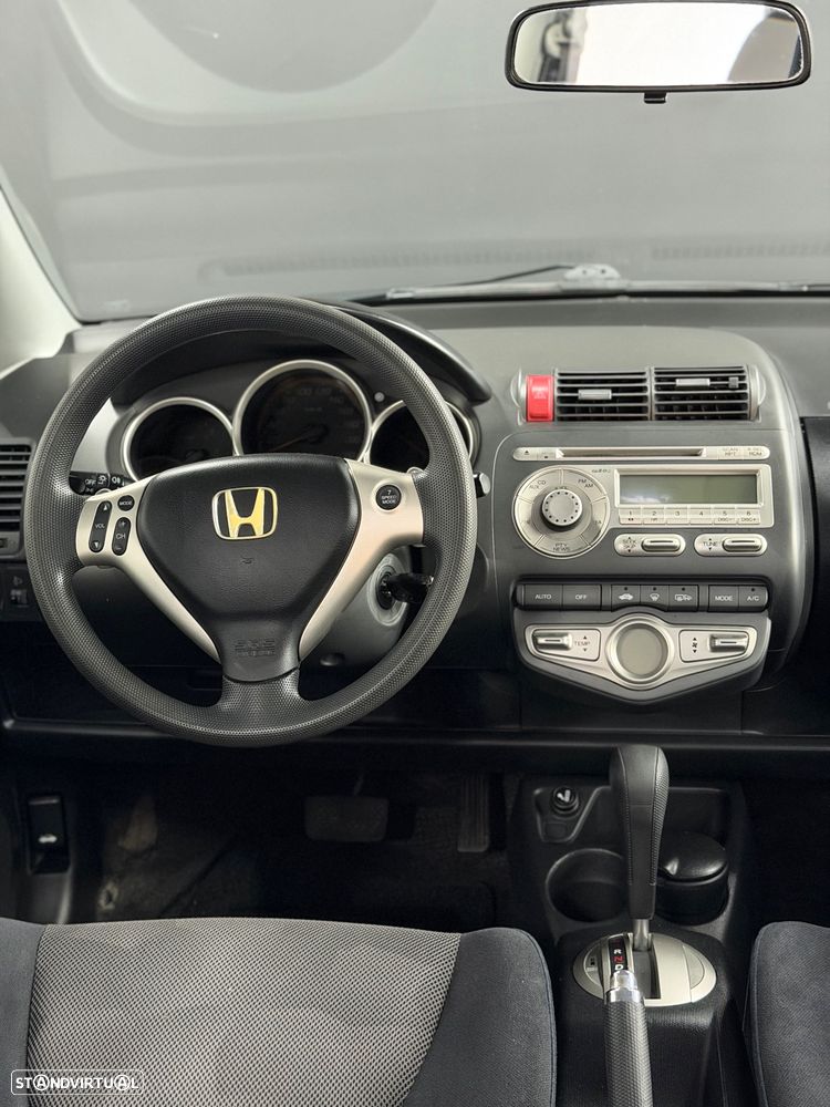 Honda Jazz 1.4 ES CVT - 19
