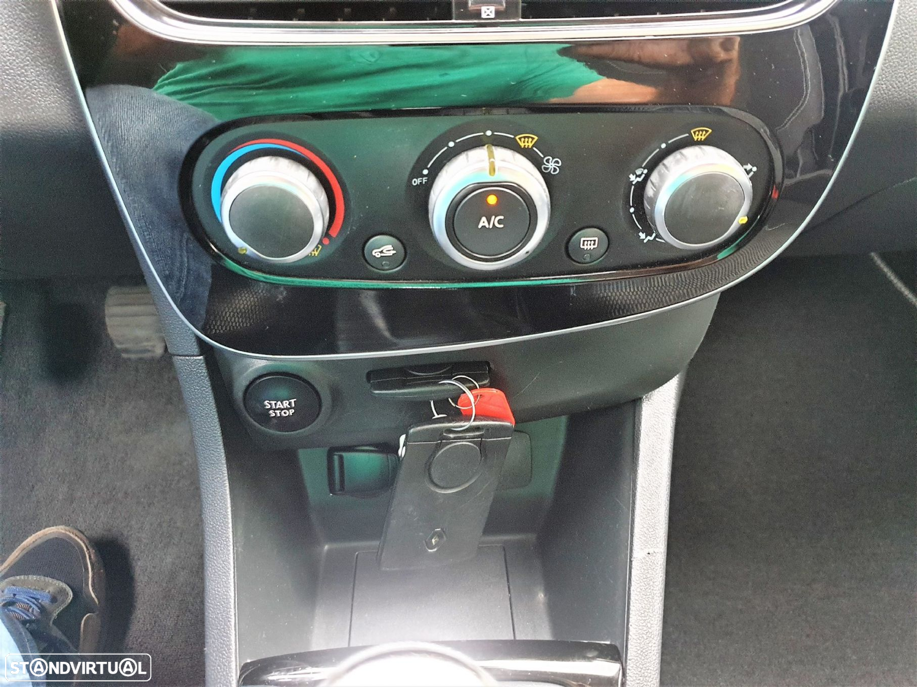 Renault Clio Sport Tourer Energy dCi 90 Start & Stop LIMITED - 23