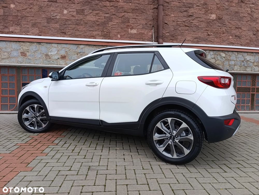 Kia Stonic 1.4 L - 7