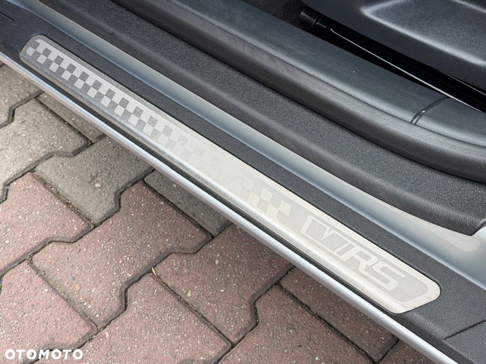 Skoda Octavia 2.0 TSI RS - 36