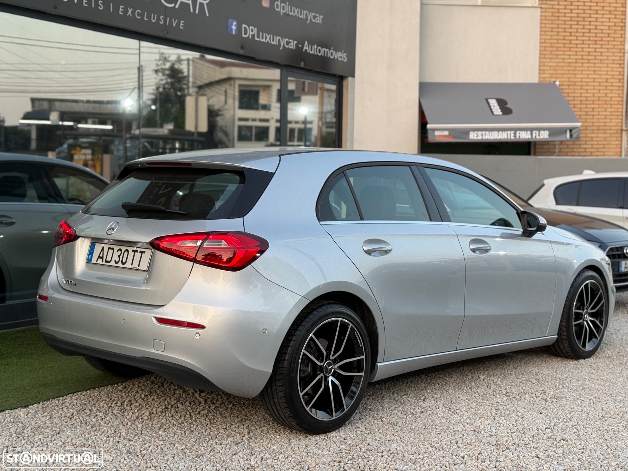 Mercedes-Benz A 180 d Style Plus Aut. - 2