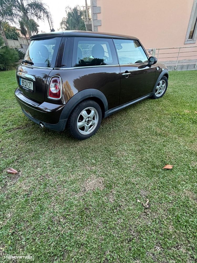 MINI 3 Portas Cooper SD - 5