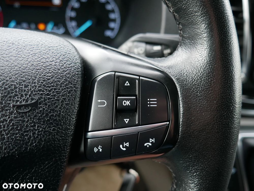 Ford Tourneo Custom 320 L2H1 VA Autm Titanium - 39
