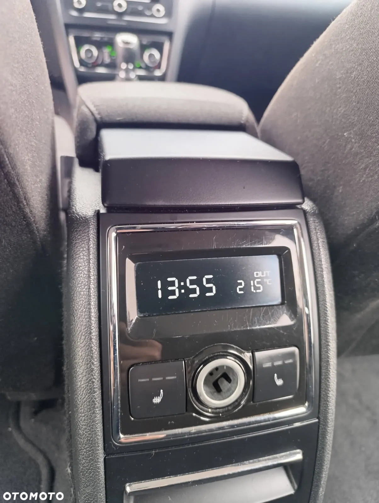 Skoda Superb 2.0 TDI Business - 14