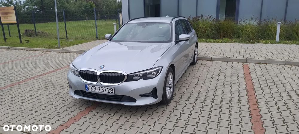 BMW Seria 3 318d - 1