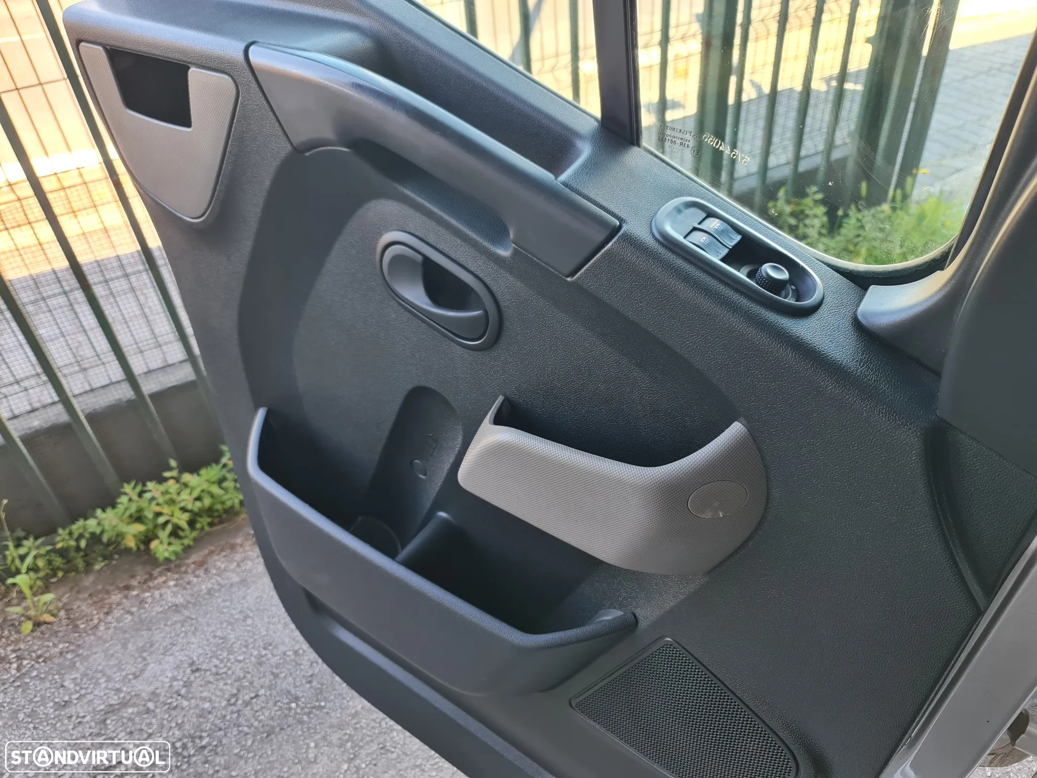Renault Master 2.3 Dci 145CV L1H2 * STILL*  IVA DEDUTÍVEL - 30