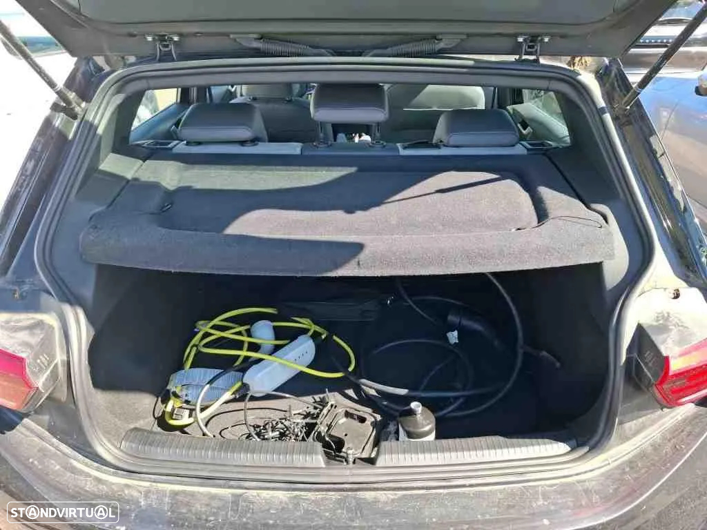 VW ID.3 Pro Performance - 6