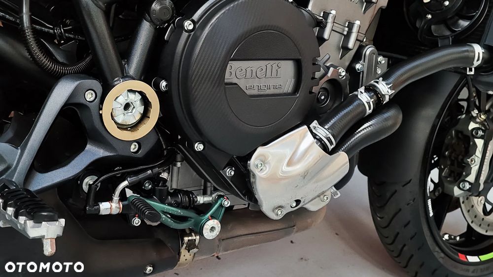 Benelli 752 S - 17