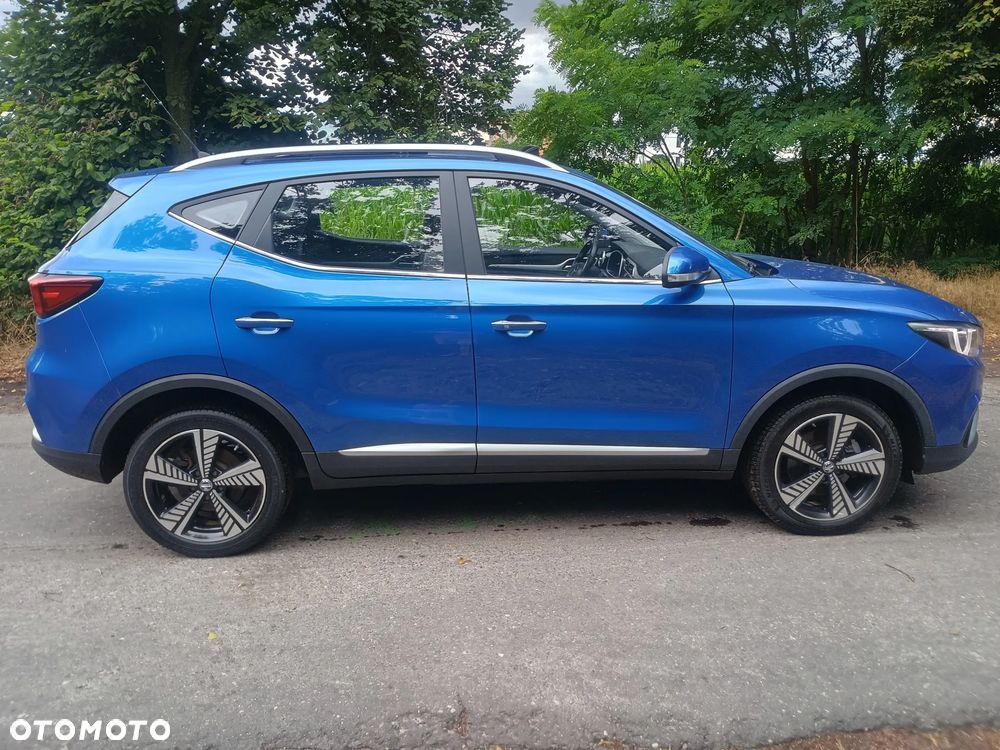 MG ZS Luxury - 5
