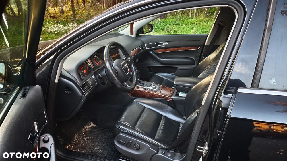 Audi A6 Avant - 16