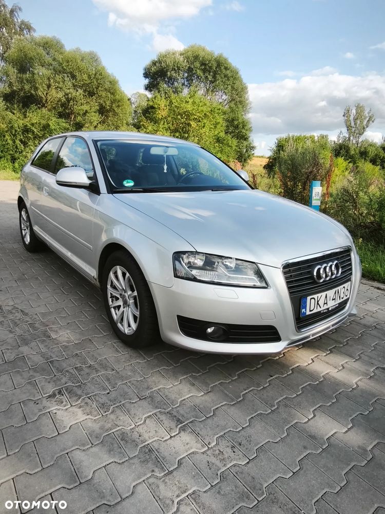 Audi A3 3-drzwiowe 2.0 TDI Ambiente - 2
