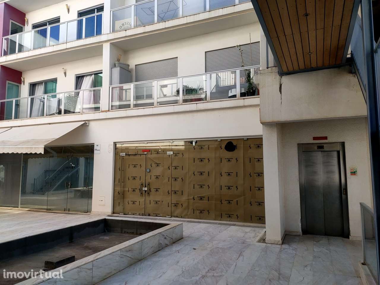 Loja com 166.12 m2 em Guia, Albufeira - Grande imagem: 5/14
