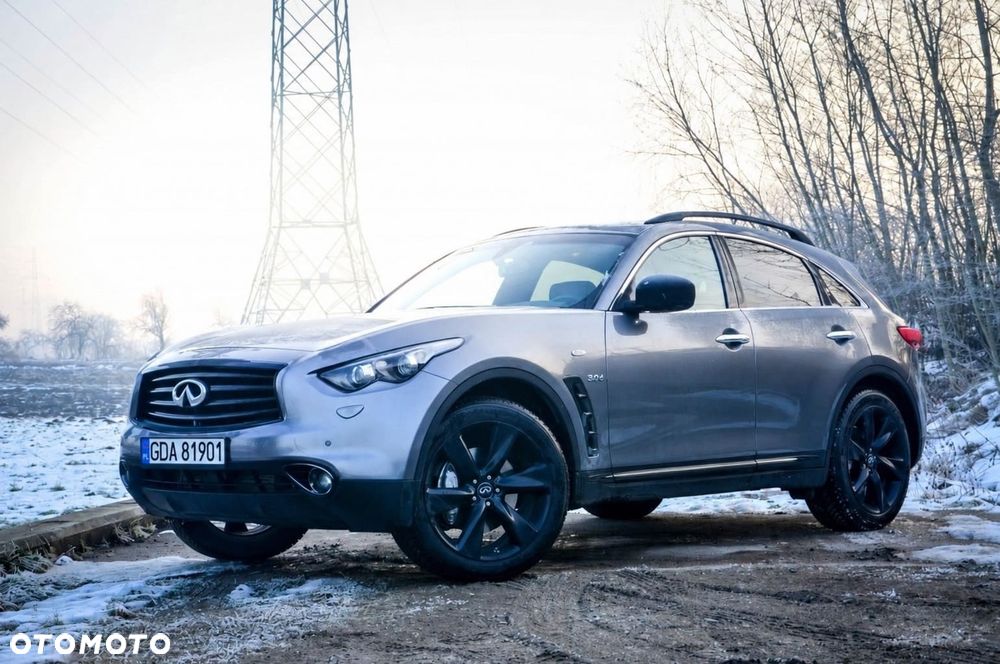 Infiniti QX70
