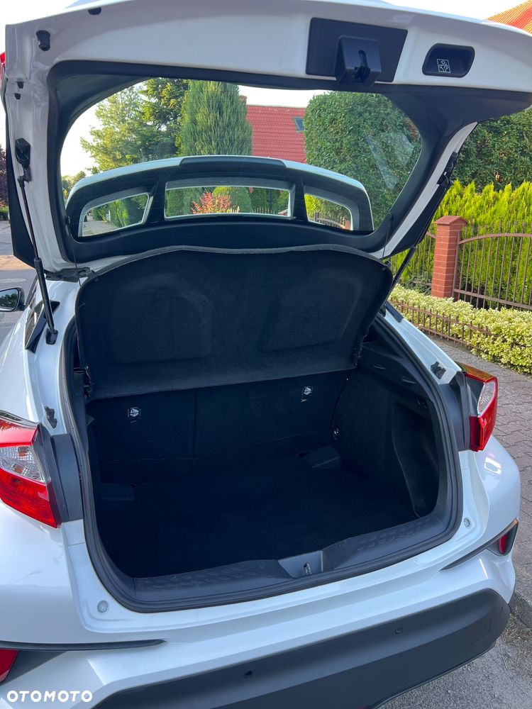 Toyota C-HR Style Selection - 19