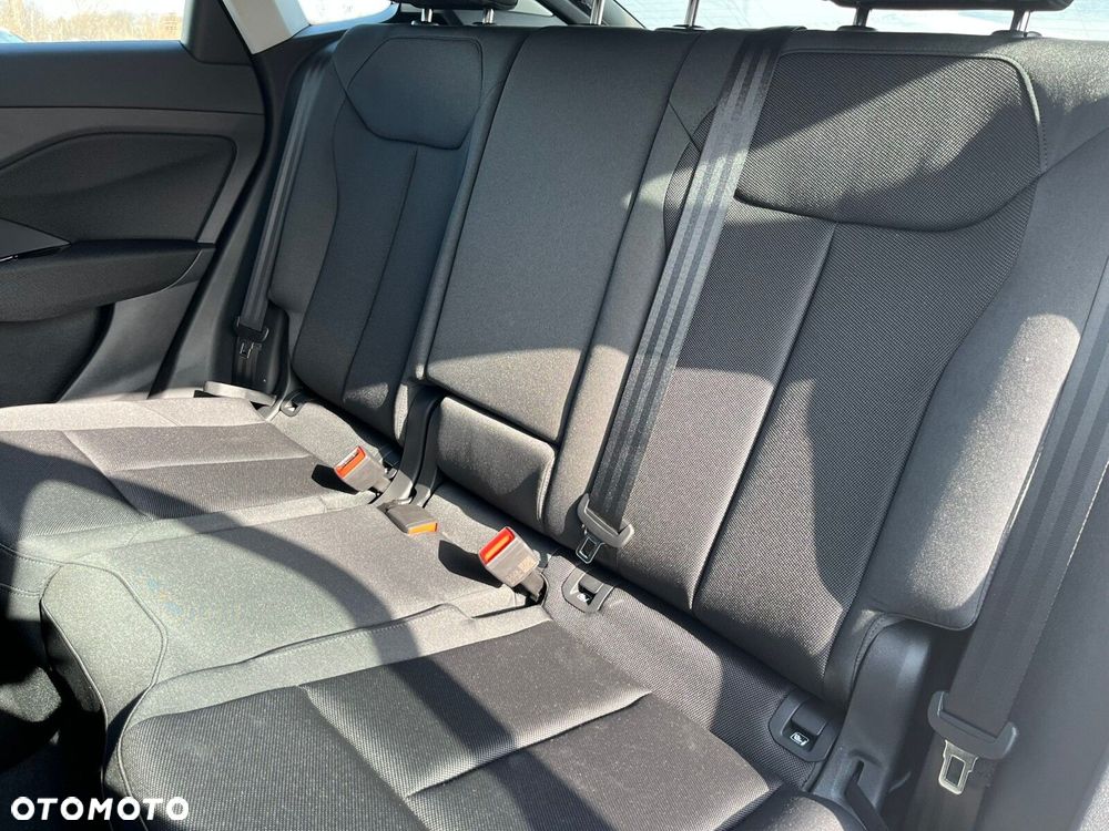 Audi Q3 Sportback - 12